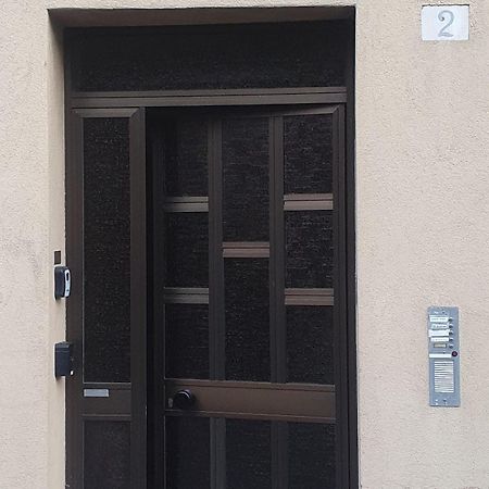 New Private Apt In Como A-C Self Check-In Kültér fotó